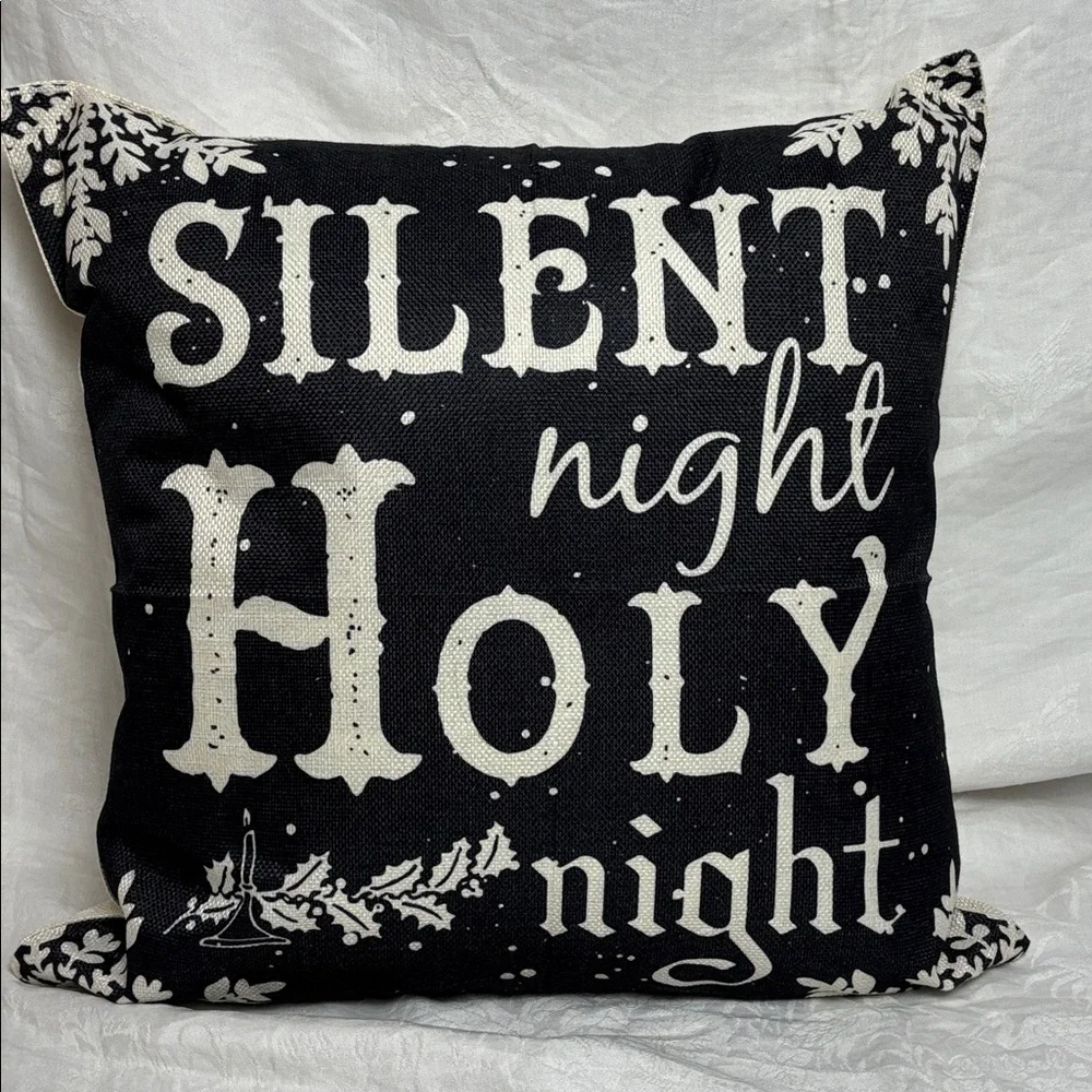 Black/White Decorative Accent Pillows/Set of 4